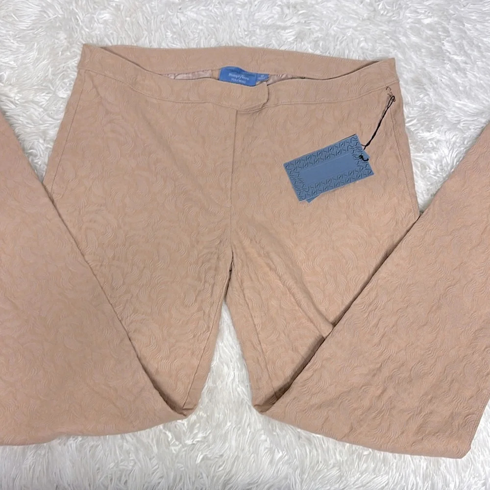 Simply Vera Vera Wang Pale Pink Straight Leg pants stretchy Size 10 NWT